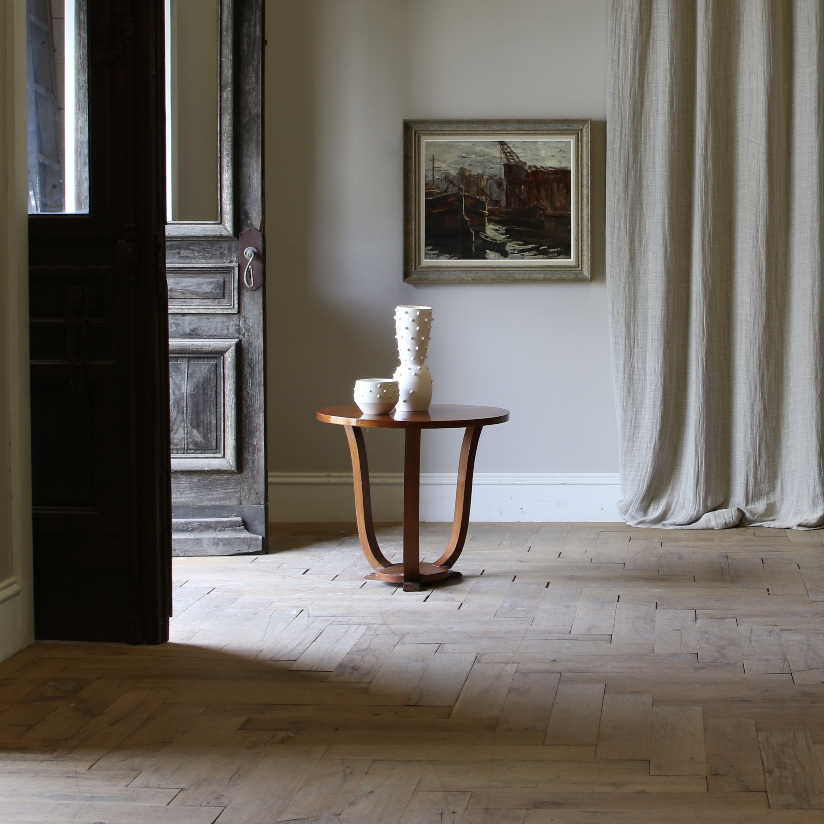 153-54 - Art Deco Table